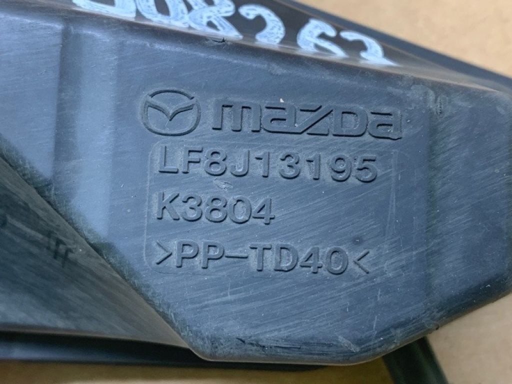 LF8J-13-195 | Резонатор повітряного фільтра MAZDA 3 BL 09-13 - Фото 2