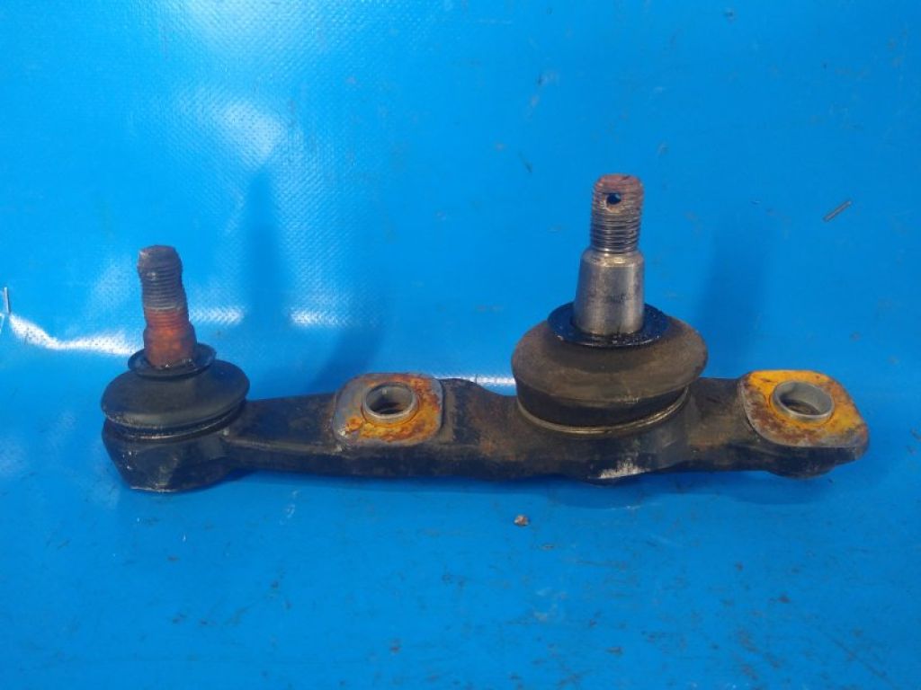 4334039505 | Шаровая опора лев. LEXUS IS250/350 05-13