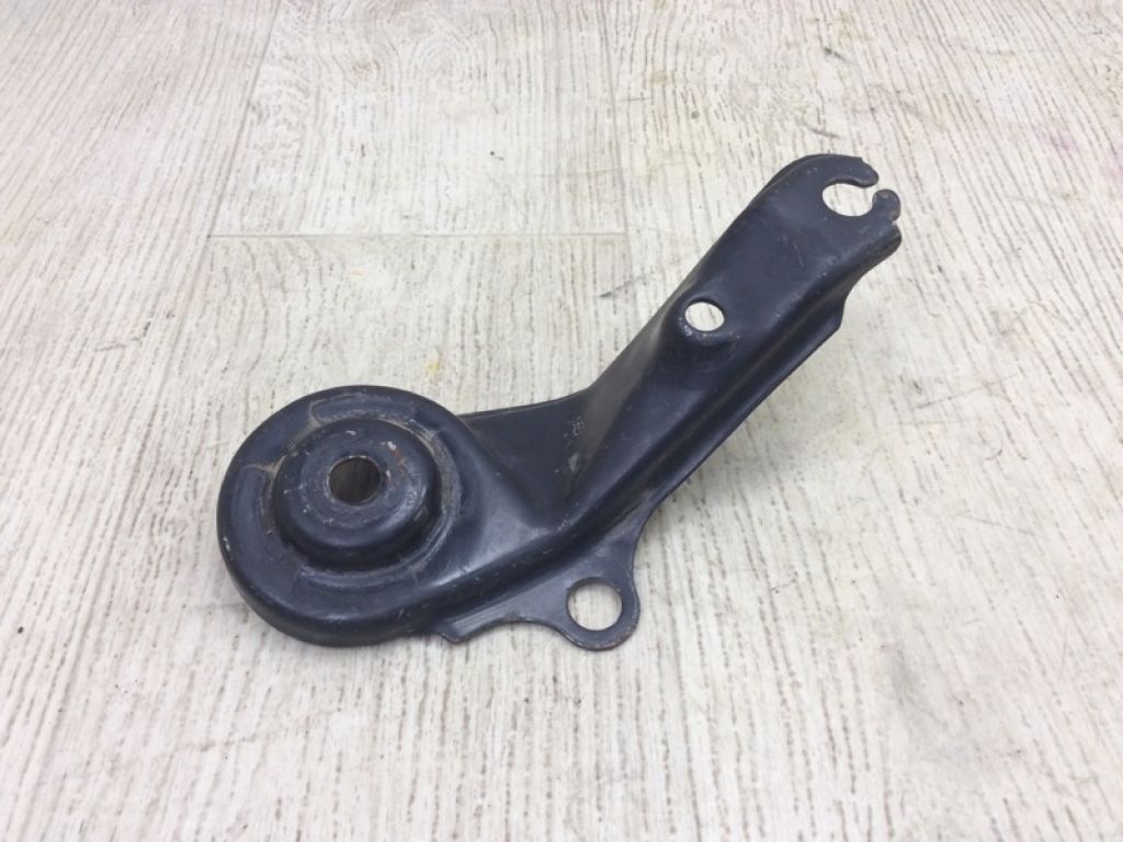 50237-S0X-A00 | Кронштейн задн. прав. Acura MDX (YD2) 06-13