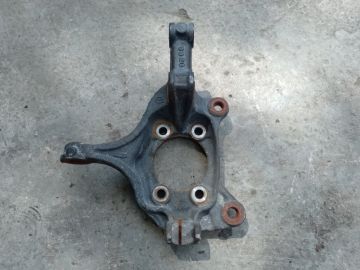 Кулак поворотный передн. лев. MAZDA 3 BK 03-08