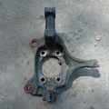 BJS7-33-021 | Кулак поворотний передн. прав. MAZDA 3 BM 13-19