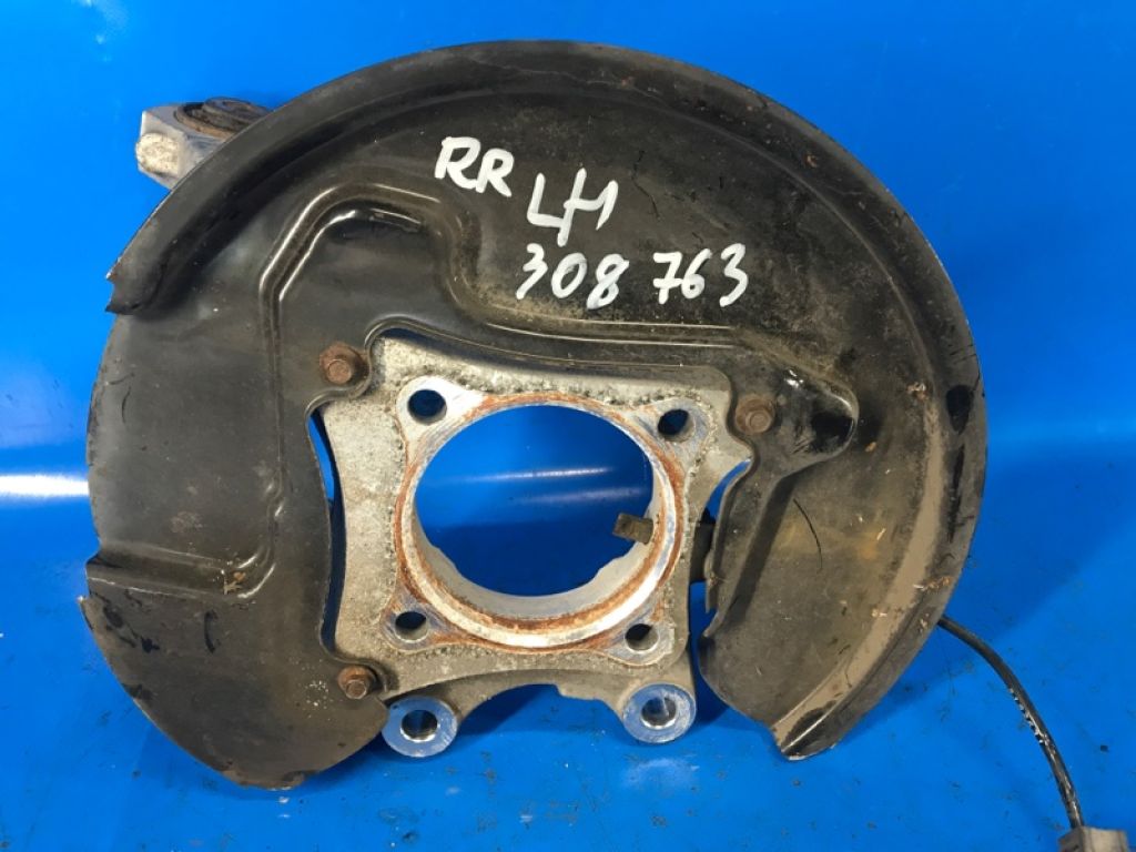 FR3Z5B759J | Цапфа задн. лів. FORD MUSTANG 15-
