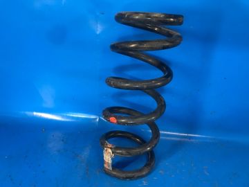 Пружина задньої підвіски FORD MUSTANG 15-