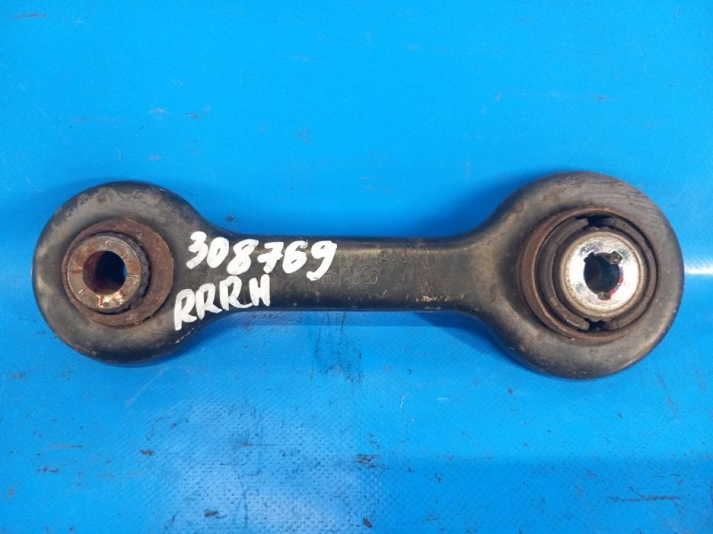 FR3Z5A972A | Рычаг задней подвески продольный прав. FORD MUSTANG 15-