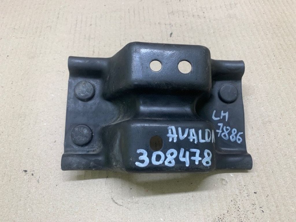 52176-AC030 | Кронштейн усилителя заднего бампера лев. TOYOTA AVALON 05-12