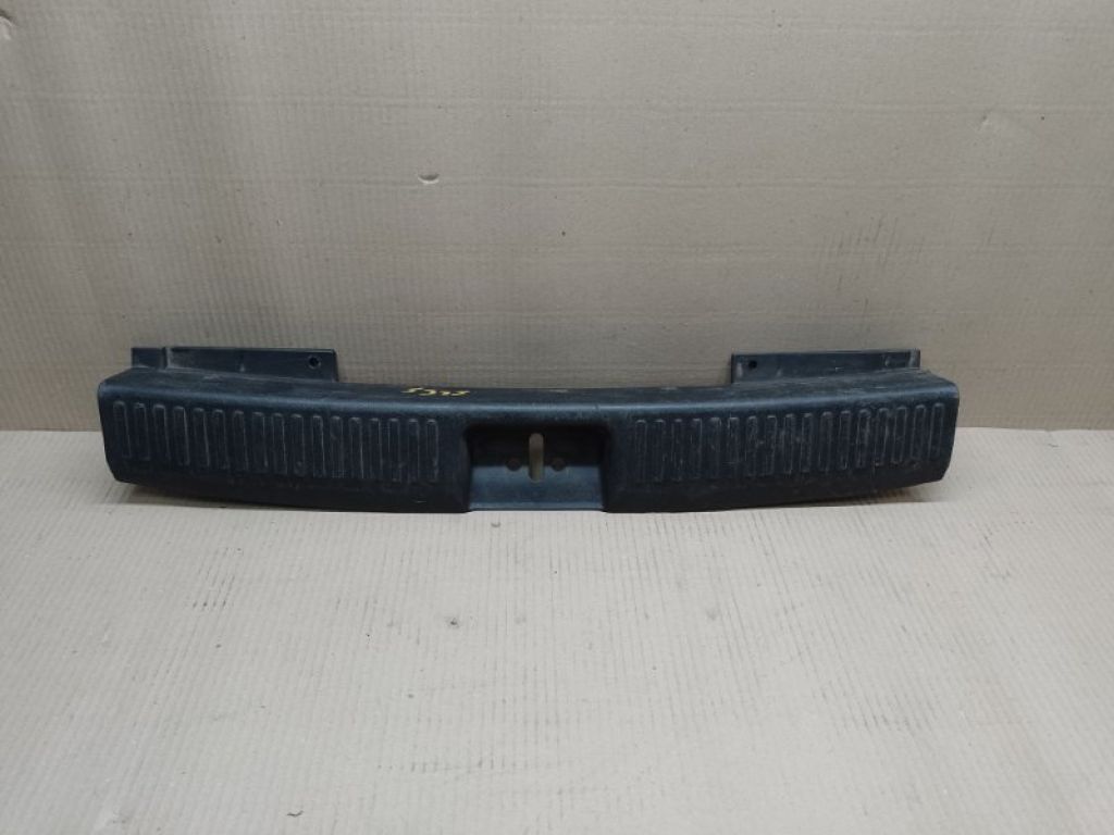 MR456045HC | Накладка на поріг багажника MITSUBISHI OUTLANDER 03-07