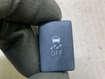 Кнопка курсовой устойчивости TOYOTA SIENNA 11-16