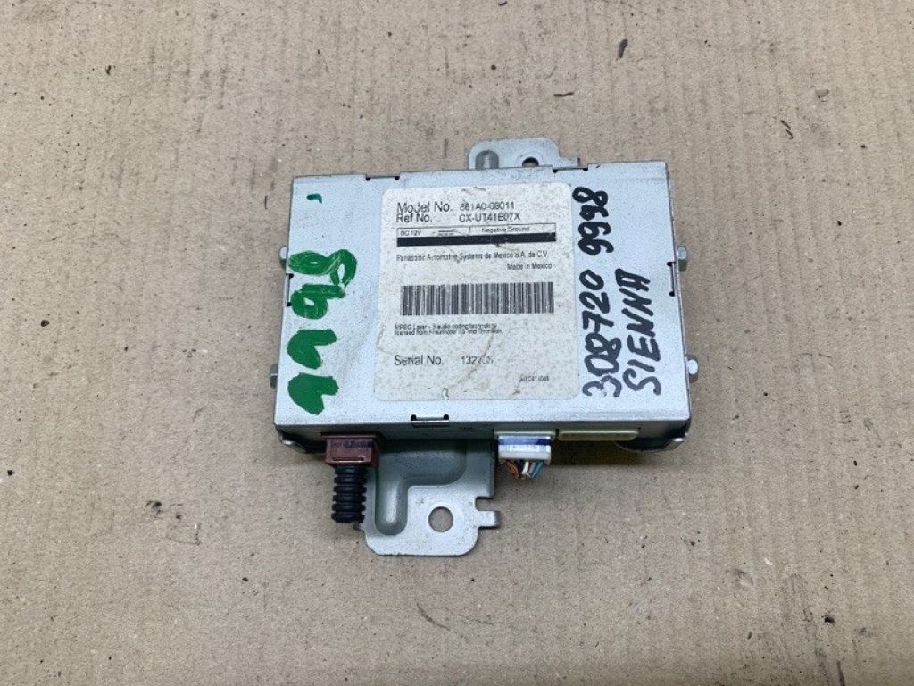 861A0-08011 | Блок керування мультимедіа TOYOTA SIENNA 11-16
