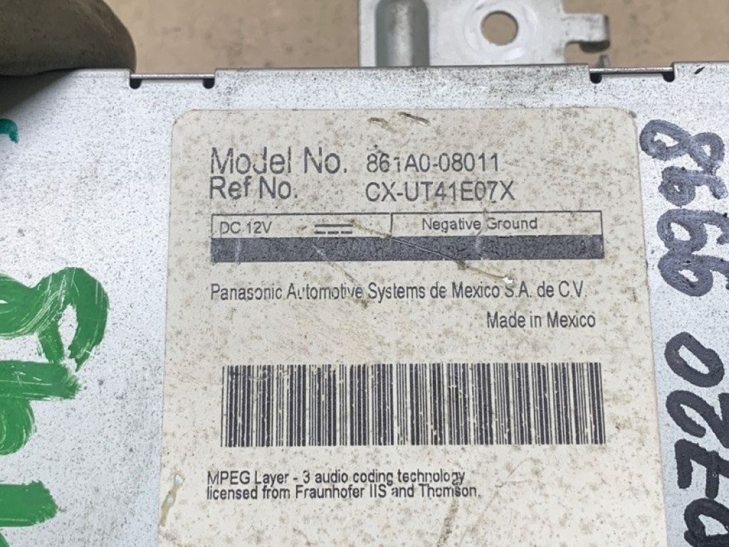 861A0-08011 | Блок керування мультимедіа TOYOTA SIENNA 11-16 - Фото 2