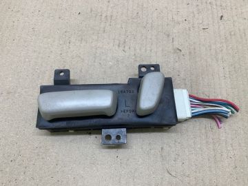 Кнопка регулировки сиденья передн. лев. TOYOTA SIENNA 11-16