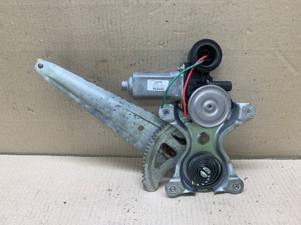 69803-AA020 | Стеклоподъемник задн. прав. TOYOTA CAMRY 30 02-06