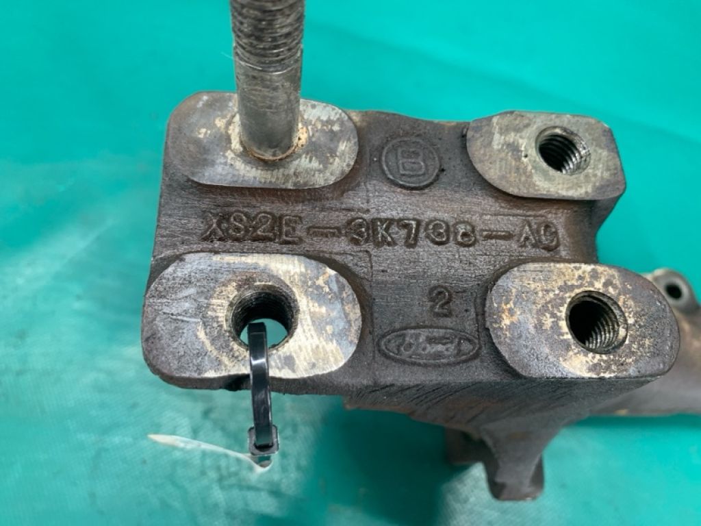 LC63-39-031 | Кронштейн двигателя MAZDA TRIBUTE 00-07 - Фото 5