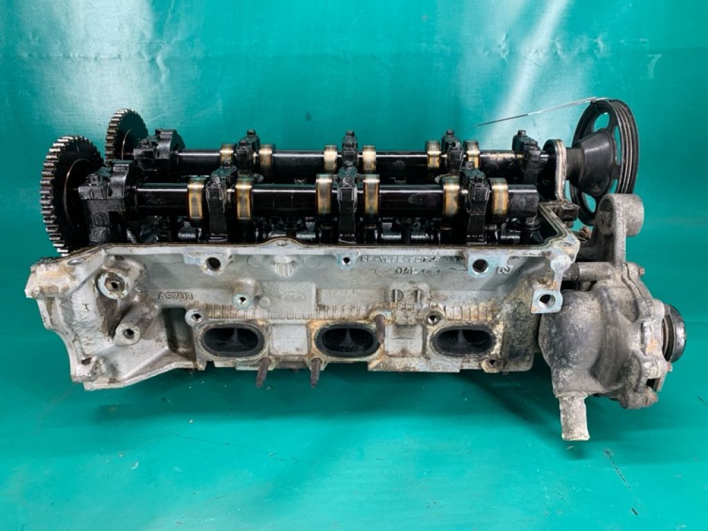 AJ03-10-100A | Головка блока цилиндров прав. MAZDA TRIBUTE 00-07