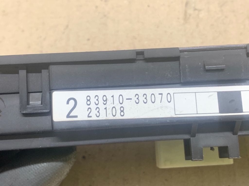 83910-33070 | Часы TOYOTA CAMRY 30 02-06 - Фото 3