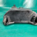 AJ03-10-2B0B | Крышка клапанная лев. MAZDA TRIBUTE 00-07 - Превью 4
