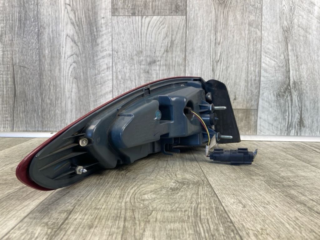 HS7Z-13404-J | Ліхтар зовнішній прав. FORD FUSION 14- - Фото 3