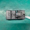 25421-4GA1A | Кнопка склопідіймача задн. прав. INFINITI Q50 20-