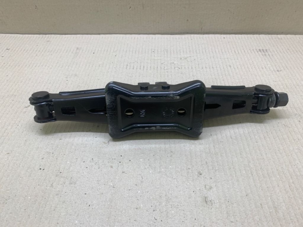GS3L-37-790 | Домкрат MAZDA 6 GH 07-12 - Фото 4