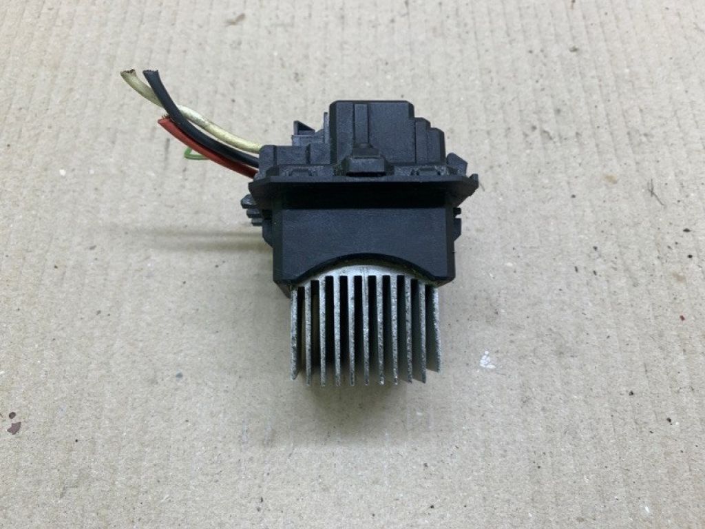 GS3M-61-B15 | Резистор пічки MAZDA 6 GH 07-12 - Фото 3