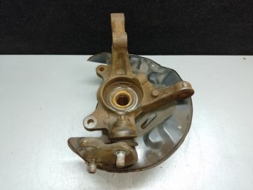 Кулак поворотний передн. прав. TOYOTA MATRIX 02-08