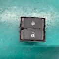 84930-0E160 | Кнопка центрального замка TOYOTA SIENNA 11-16