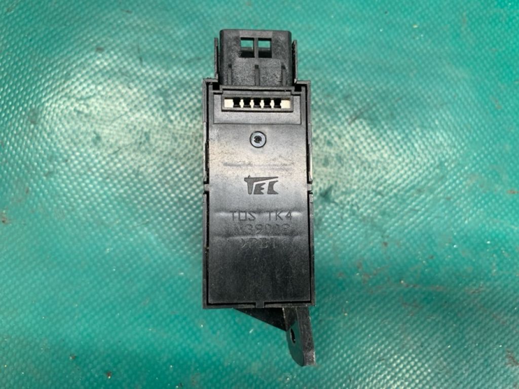 35800-TZ5-A01 | Кнопка открывания бензобака ACURA MDX (YD3) 13-21 - Фото 4