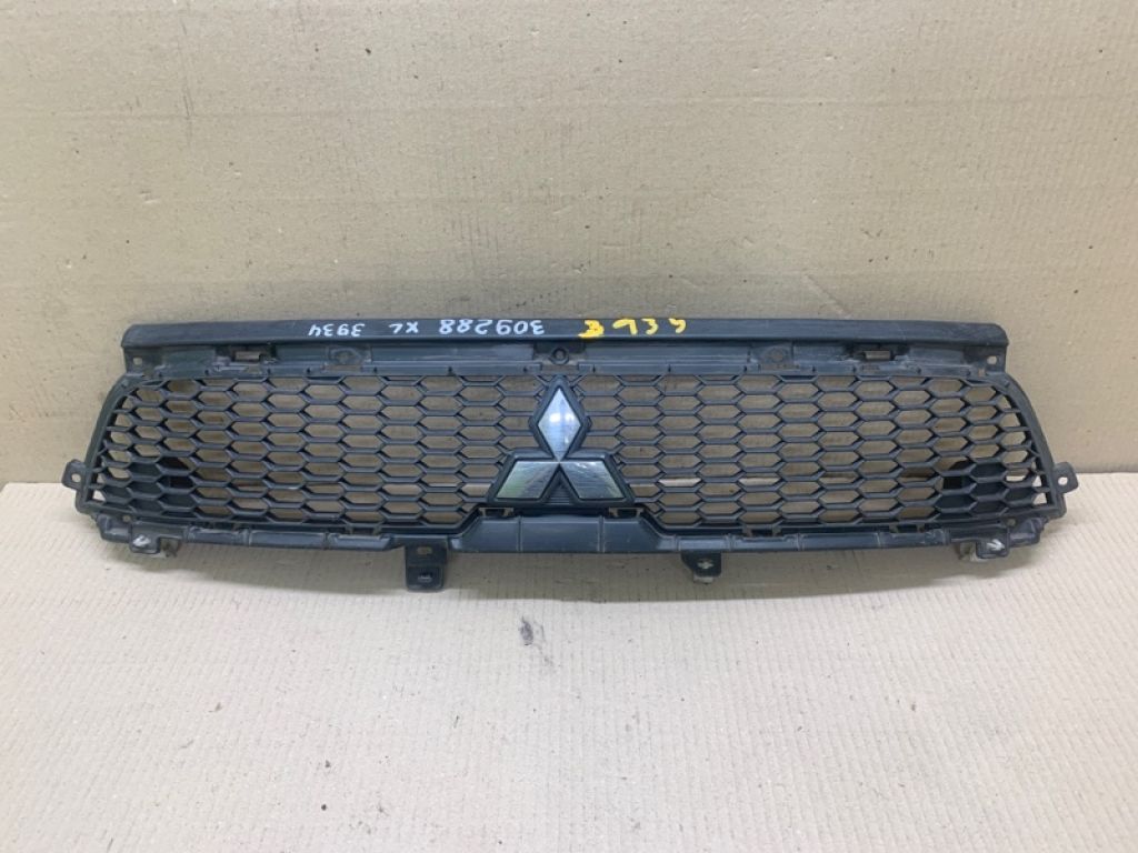 6402A198 | Решітка радіатора MITSUBISHI OUTLANDER XL 05-13