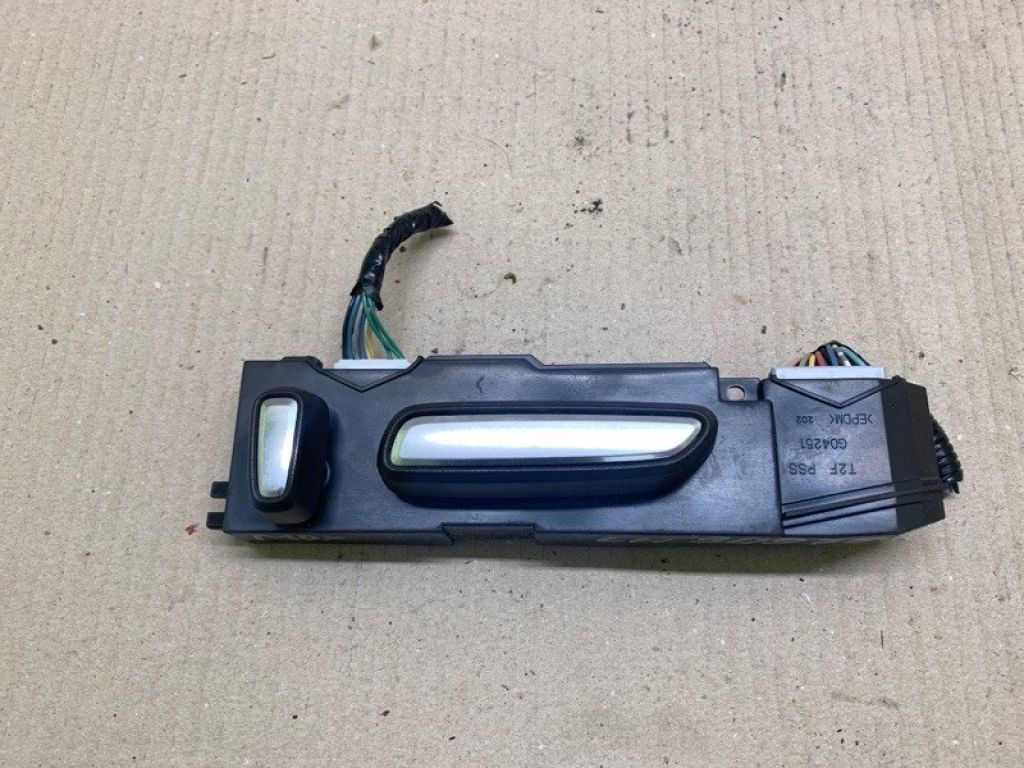 81650-TYR-A02ZA | Кнопка регулировки сиденья лев. ACURA MDX (YD3) 13-21