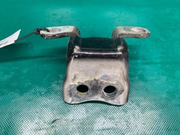 Петля двері нижня передн. лів. ACURA MDX (YD2) 06-13