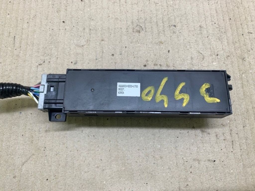 81250-SDD-U71YA | Кнопка регулювання сидіння передн. прав. ACURA MDX (YD3) 13-21 - Фото 2