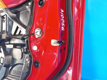 Замок двері передн. прав. MAZDA 3 BL 09-13