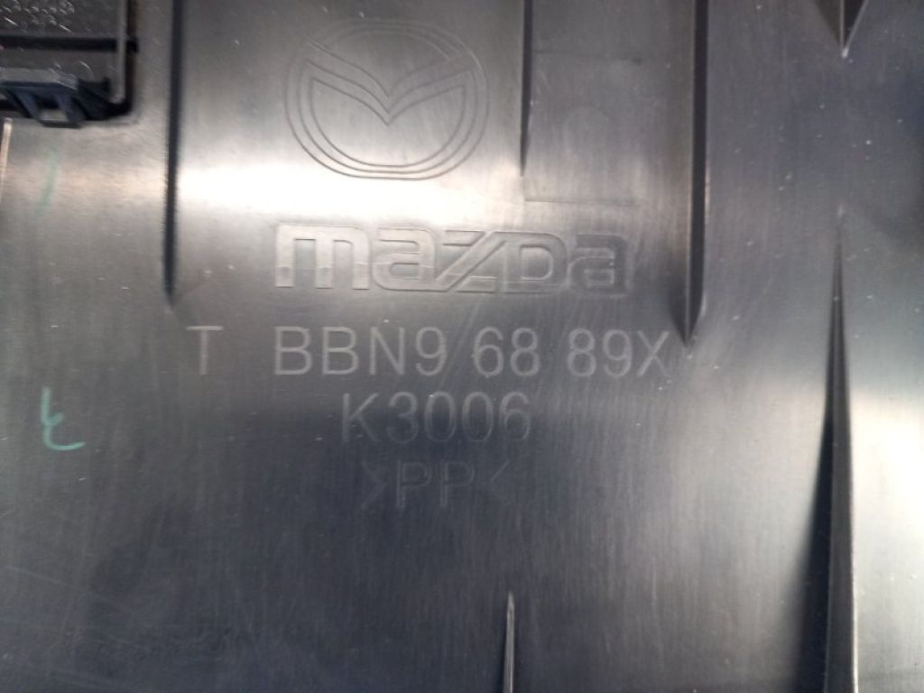 BBN9-68-89XA 02 | Накладка на поріг багажника MAZDA 3 BL 09-13 - Фото 4