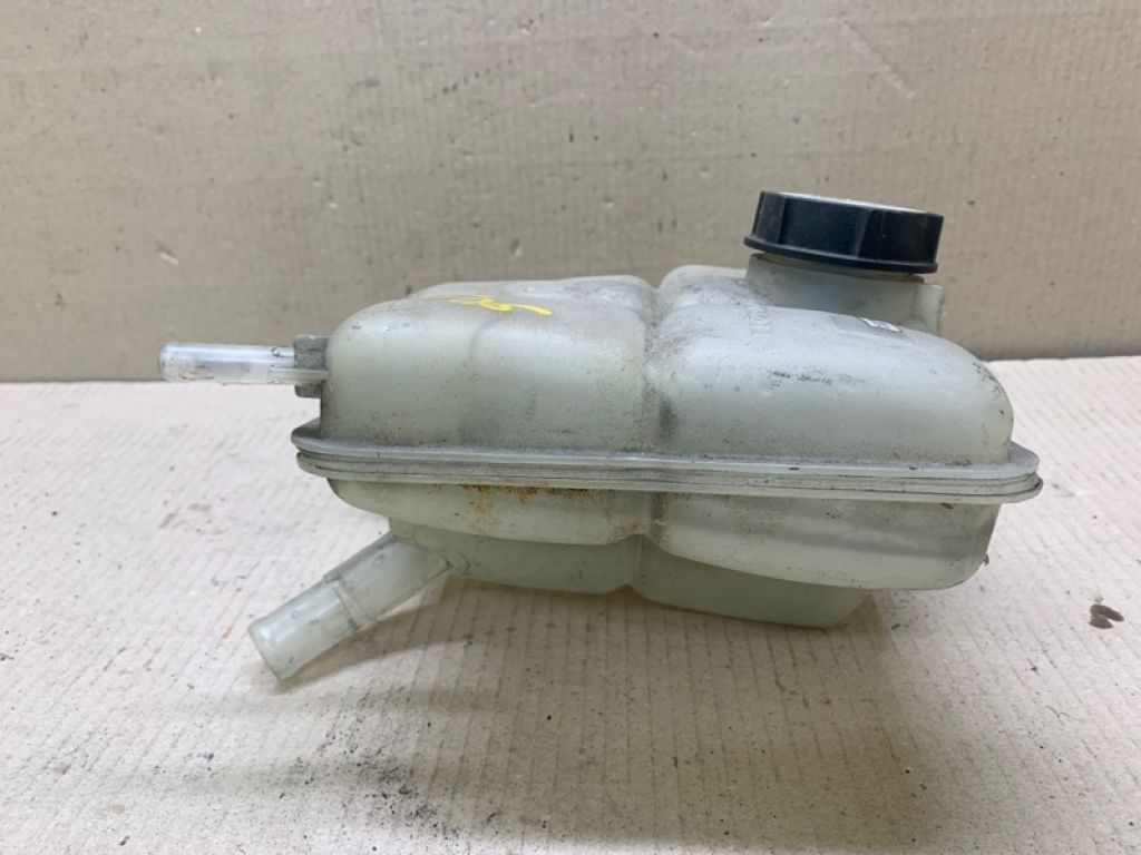 L3CE-15-350 | Бачок расширительный MAZDA 3 BL 09-13 - Фото 3