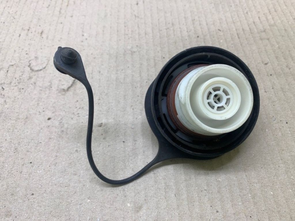 TD11-42-250B | Крышка топливного бака MAZDA 3 BL 09-13 - Фото 3