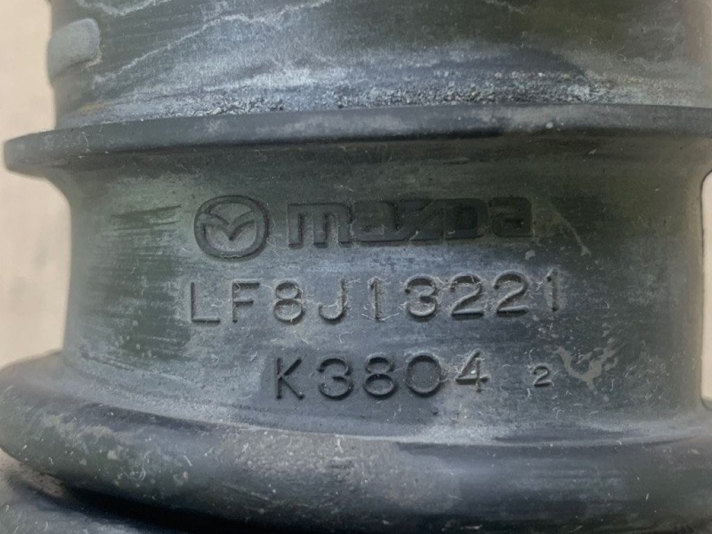 LF8J-13-221A | патрубок повітряного фільтра MAZDA 3 BL 09-13 - Фото 3