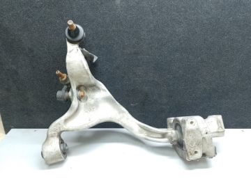 Рычаг передней подвески нижний лев. INFINITI M35/M45 04-10