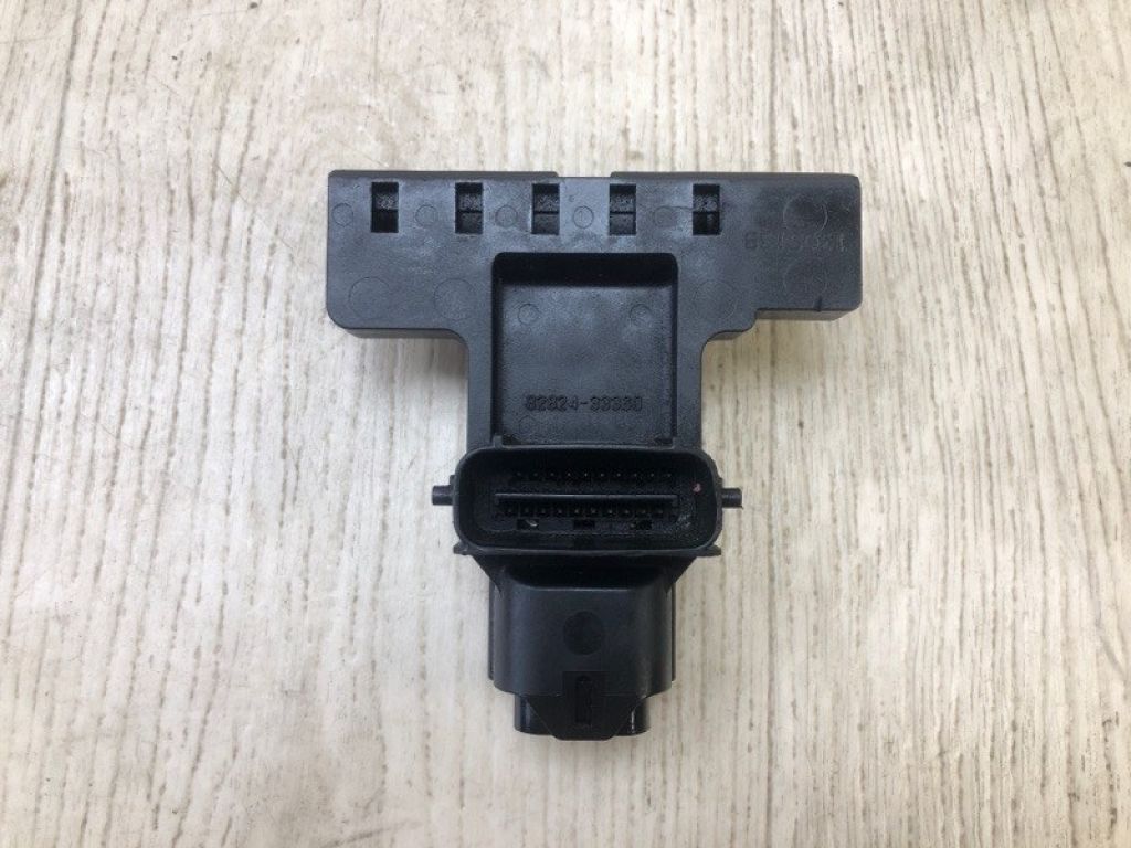 82824-33360 | Разъем TOYOTA CAMRY 50 12-15