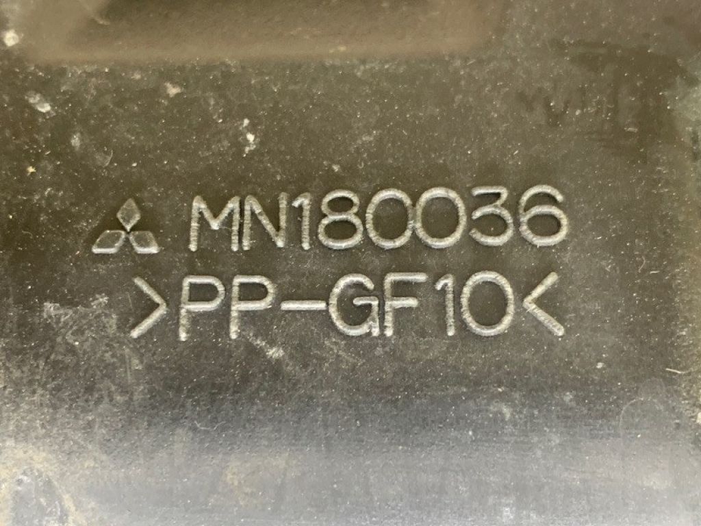MN180036 | Резонатор воздушного фильтра MITSUBISHI OUTLANDER 03-07 - Фото 2