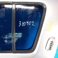 82263EA500 | Стекло двери глухое задн. лев. NISSAN PATHFINDER R51 04-14