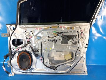 Стеклоподъемник передн. прав. TOYOTA PRIUS - 30 09-17