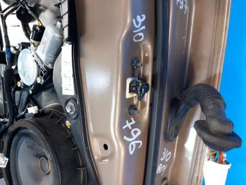 Обмежувач дверей задн. лів. KIA SOUL PS 13-19