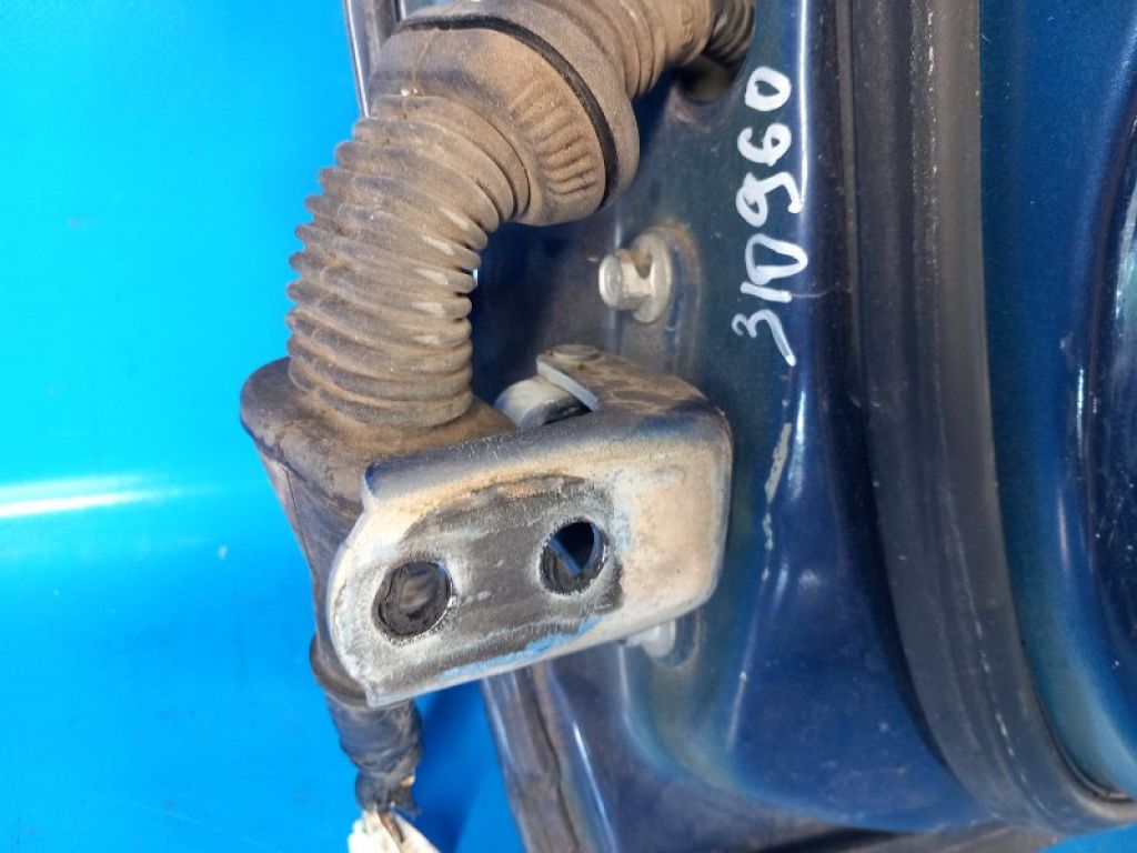 Петля двері нижня передн. прав. HONDA CIVIC ES 00-05