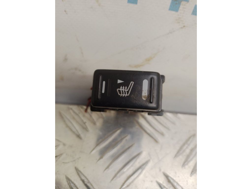 25500-9W200 | Кнопка обогрева сидений передн. прав. INFINITI FX S50 03-08