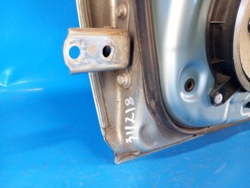 Петля двери нижняя задн. прав. TOYOTA PRIUS - 30 09-17