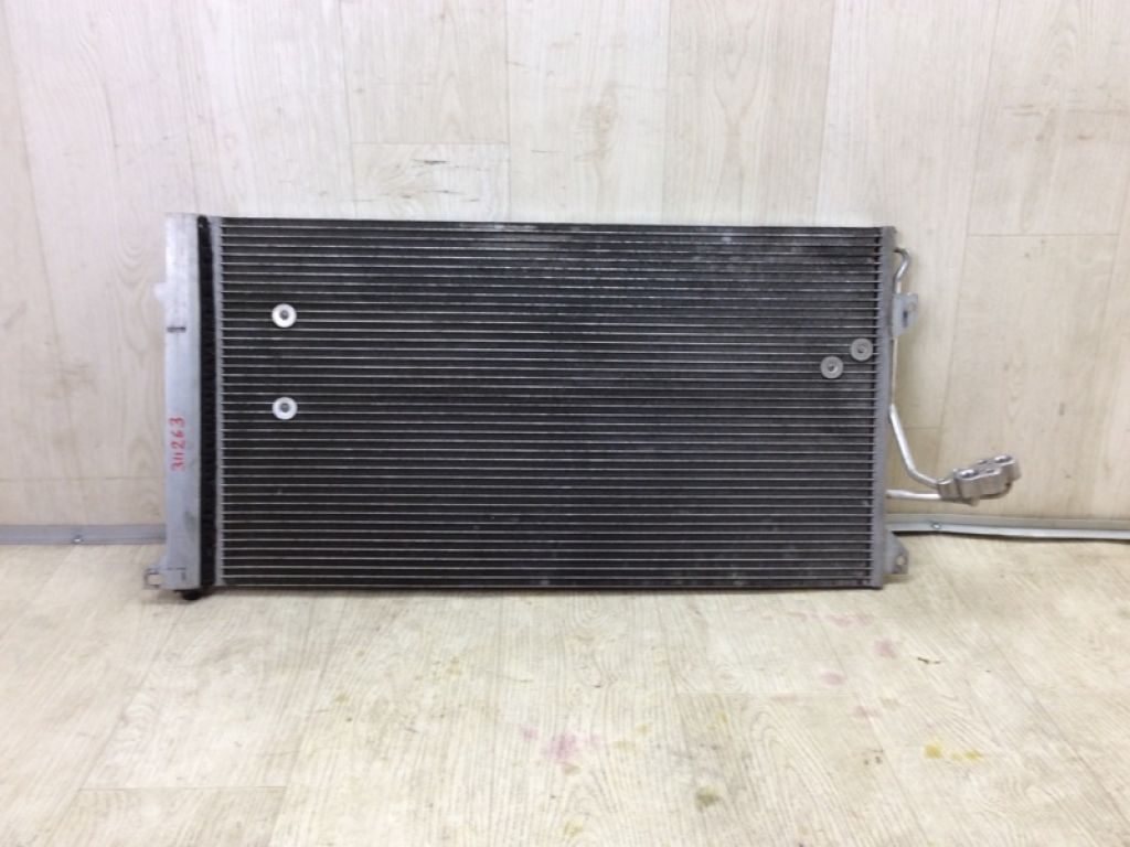 95557311104 | Радіатор кондиціонера PORSCHE CAYENNE 07-10