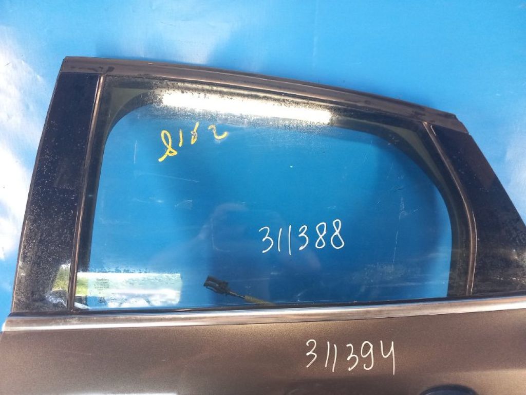 CP9Z-5825713-A | Скло дверей задн. лів. FORD FOCUS 10-18