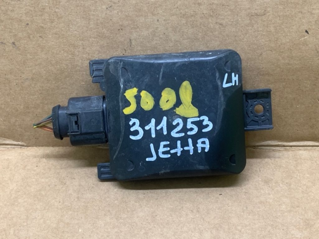 2Q0 907 685 B | Датчик слепых зон задн. лев. VOLKSWAGEN JETTA USA 18-