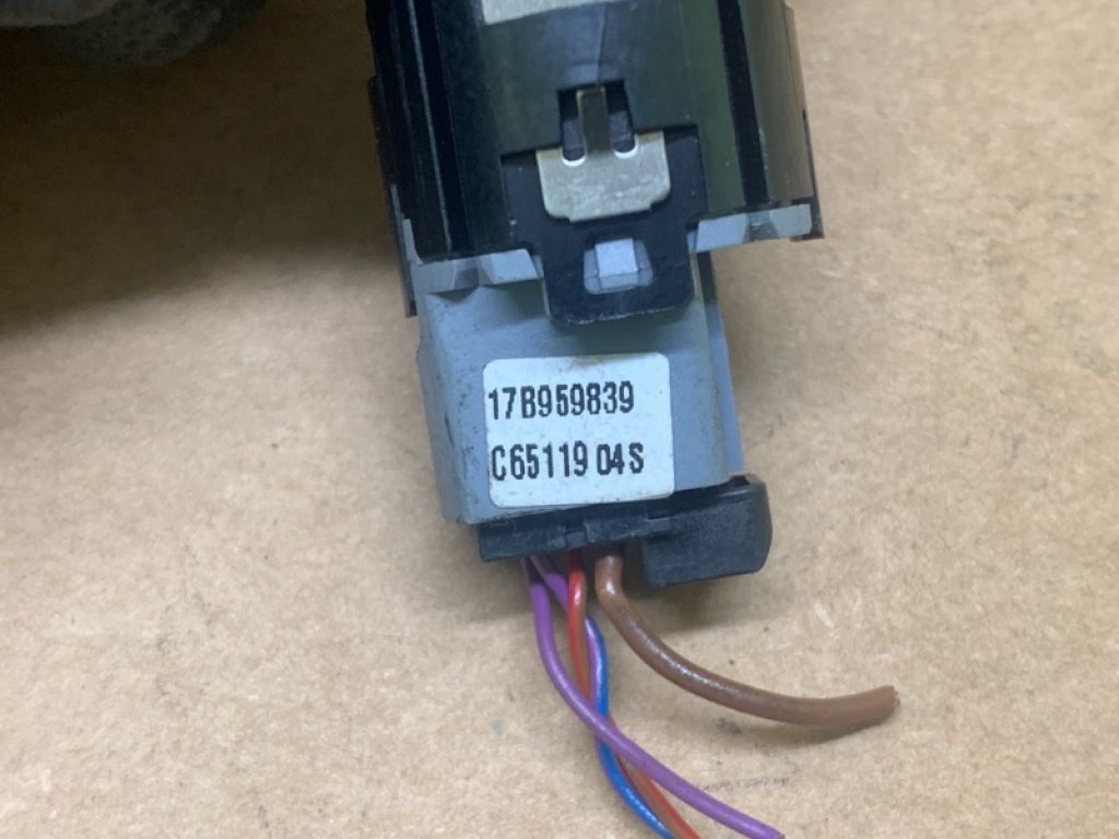 17B 959 839 3DP | Кнопка старт-стоп VOLKSWAGEN JETTA USA 18- - Фото 2