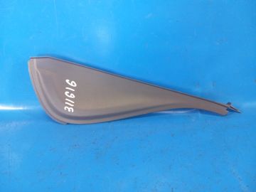 Накладка торпедо прав. TOYOTA PRIUS PLUS 11-14