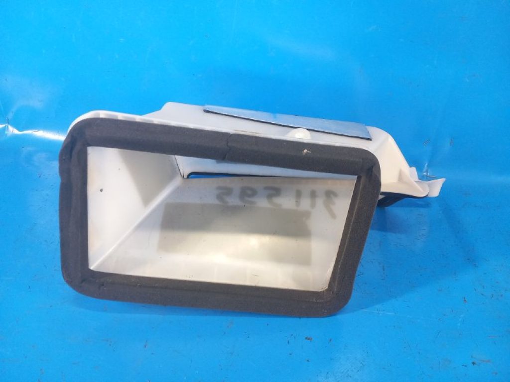 8722047020 | Воздуховод салона TOYOTA PRIUS PLUS 11-14 - Фото 4